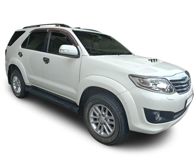 Toyota Fortuner-img